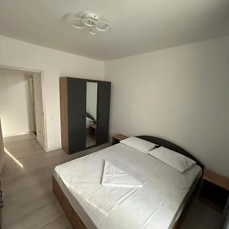 Apartment Oooooo *